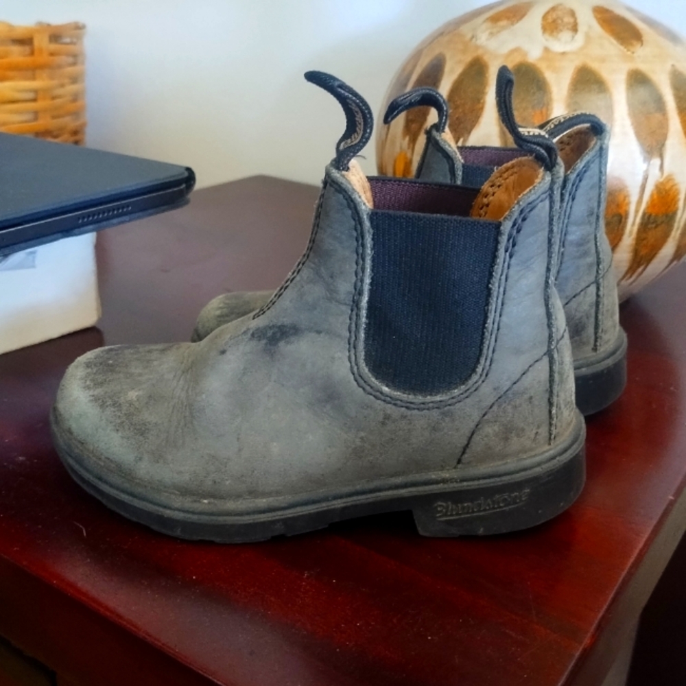 Blundstone Kids Boots sz 9 Chelsea Boots Leather Unisex